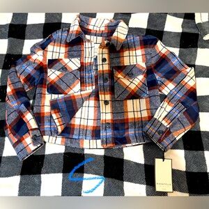 Thick heavy weight cropped flannel!